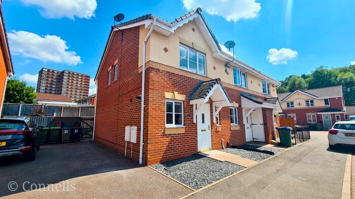 2 Bedroom Property To Rent In Burton Grove, Cradley Heath, B64