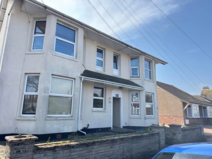 1 Bedroom Flat To Rent In Bassett Road, Bognor Regis, PO21