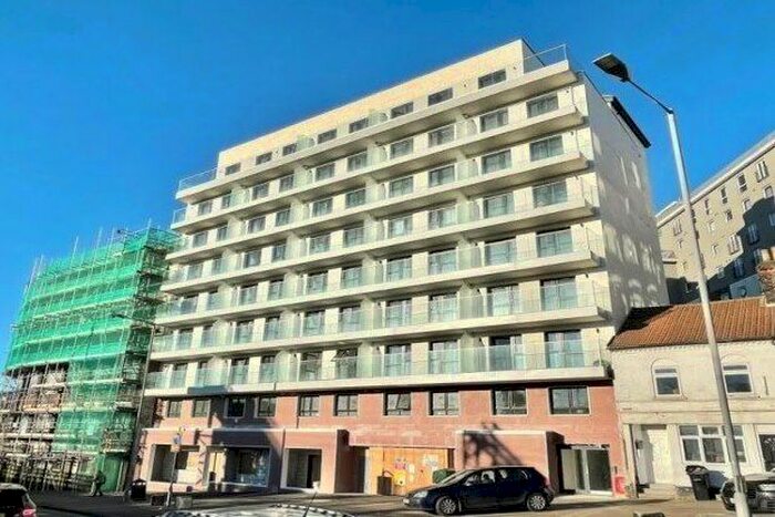 2 Bedroom Flat To Rent In Midland Road, Luton, LU2