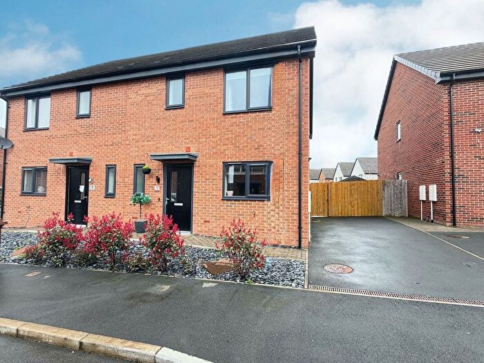3 Bedroom Semi-Detached House For Sale In Southgate Way, Hull, East Riding Of Yorkshire, HU8