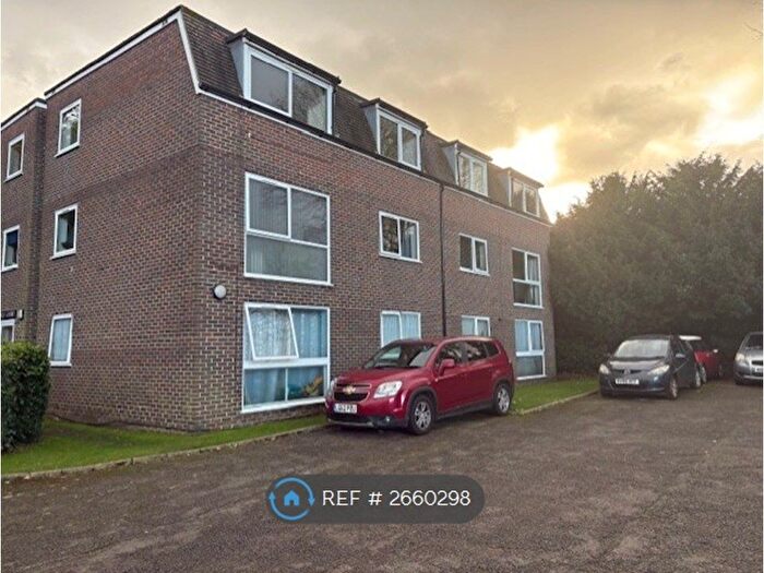 1 Bedroom Flat To Rent In Powell Court, South Croydon, CR2