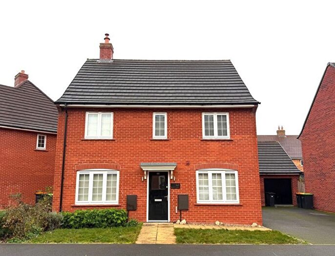 4 Bedroom Detached House To Rent In Brick Crescent, Stewartby, MK43