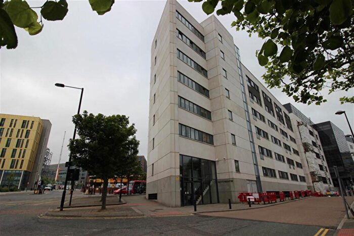 2 Bedroom Flat To Rent In City Gate, City Centre, Newcastle Upon Tyne, NE1