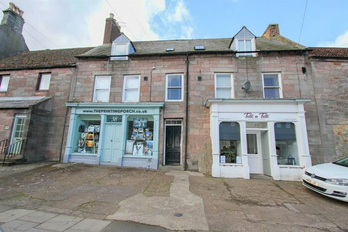 2 Bedroom Flat For Sale In Main Street, Tweedmouth, Berwick-Upon-Tweed, TD15