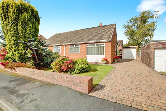 2 Bedroom Bungalow For Sale In Abbots Row, Gilesgate, Durham, DH1