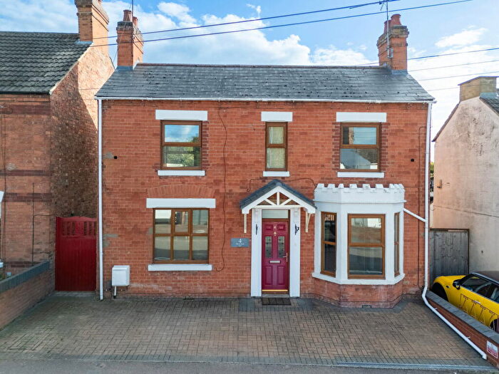 4 Bedroom Detached House For Sale In Obelisk Road, Finedon, NN9