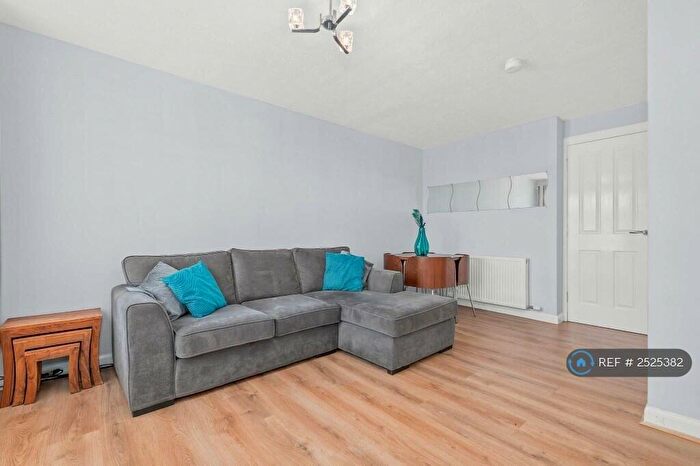 1 Bedroom Flat To Rent In Franchi Drive, Stenhousemuir, Larbert, FK5