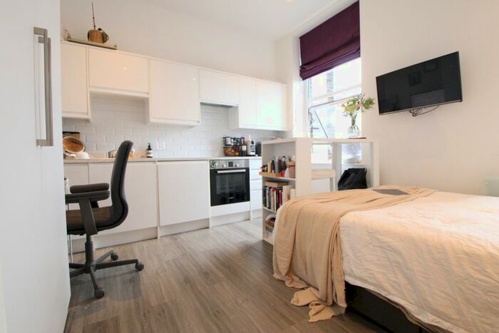 Studio To Rent In Finchley Road, Finchely Road, NW3