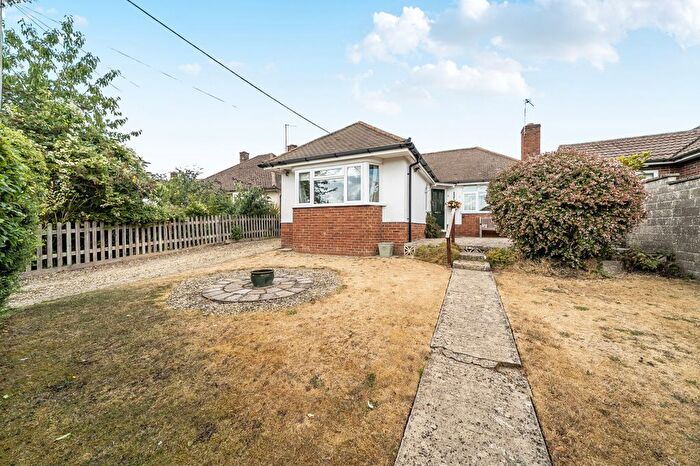 2 Bedroom Bungalow For Sale In St. Swithuns Road, Kennington, Oxford, OX1