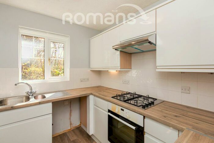 3 Bedroom End Of Terrace House To Rent In Saddler Corner, Sandhurst, GU47