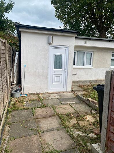 1 Bedroom Flat To Rent In Westminster Avenue, Thornton Heath, CR7