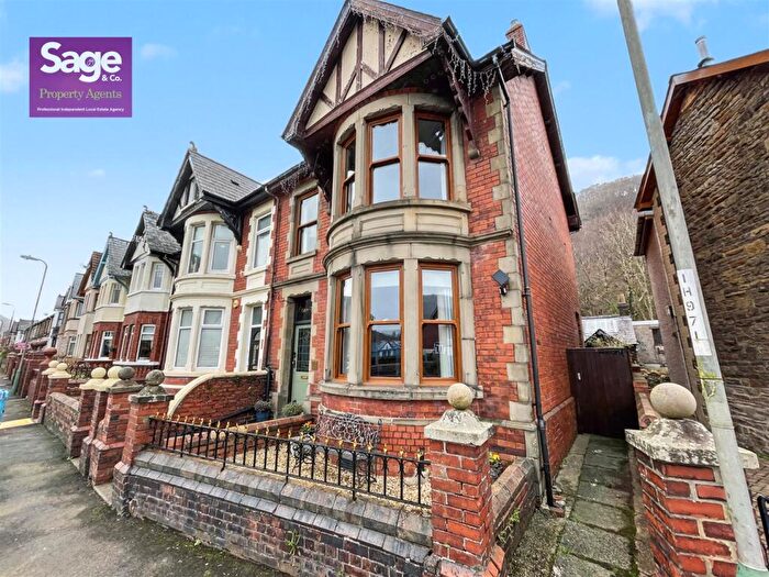 3 Bedroom Semi Detached House For Sale In Carlton Terrace, Cross Keys, Newport, NP11