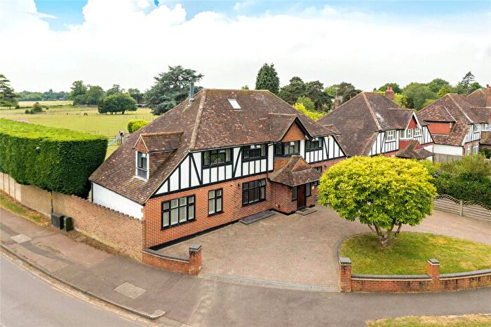 5 Bedroom Equestrian Facility For Sale In Woodmansterne Lane, Banstead, Surrey, SM7