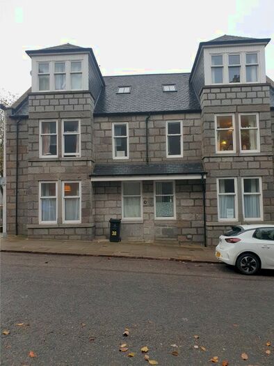 2 Bedroom Flat To Rent In Orchard Street, City Centre, Aberdeen, AB24