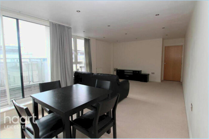 1 Bedroom Apartment For Sale In Watkin Road, Leicester, LE2