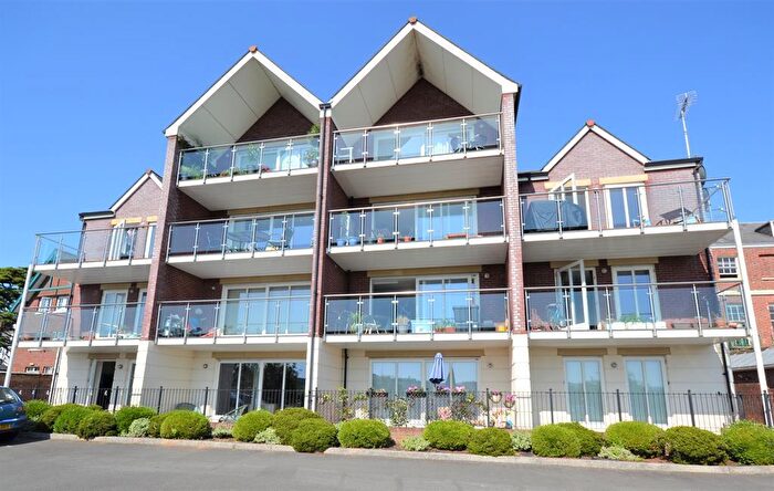 2 Bedroom Flat To Rent In St. Davids Hill, Exeter, EX4