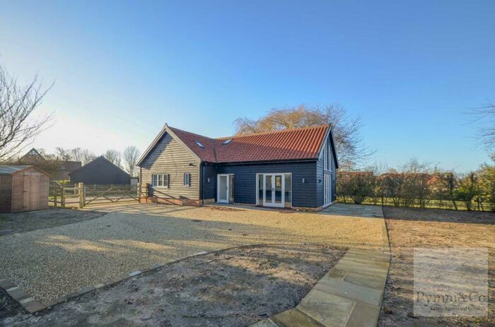 3 Bedroom Barn Conversion To Rent In Cake Street, Old Buckenham, NR17