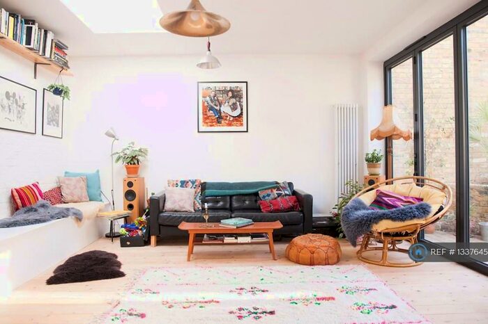 3 Bedroom Flat To Rent In Ashenden Road, London, E5