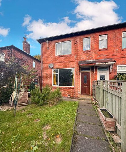 2 Bedroom End Terrace House To Rent In Sunnybank Drive, Sowerby Bridge, HX6