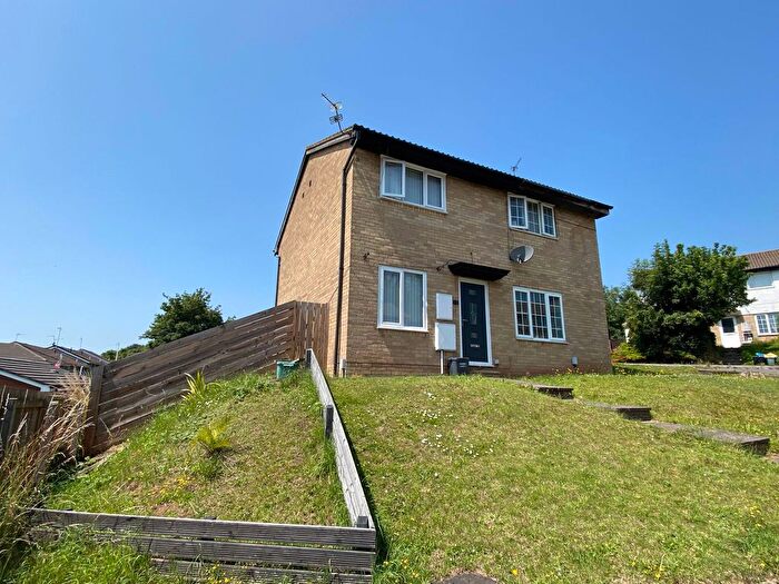 2 Bedroom Semi-detached House For Sale In Nordale Rise, Barry, CF63