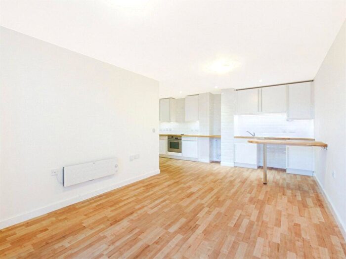 2 Bedroom Apartment For Sale In Forest Lane, Stratford, E15
