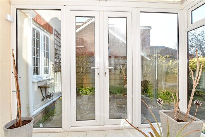 4 Bedroom Semi-detached House For Sale In Goudhurst Road, Tonbridge, Kent, TN12