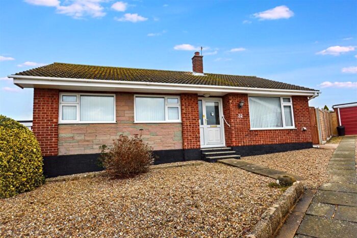 3 Bedroom Detached Bungalow For Sale In Priory Close, Beeston Regis, NR26