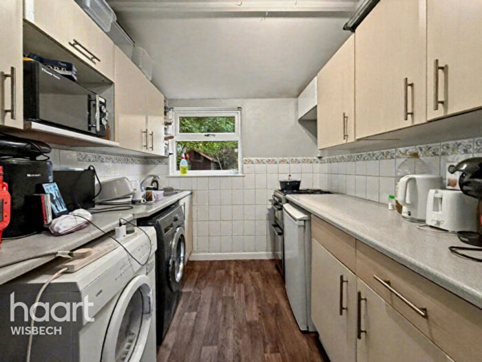 3 Bedroom Semi Detached House For Sale In Albany Road, Wisbech, PE13