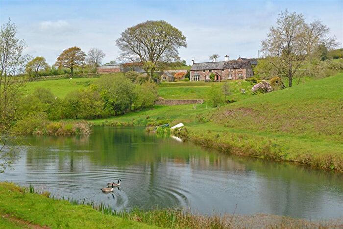 4 Bedroom Detached House For Sale In West Anstey, South Molton, EX36