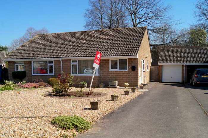 2 Bedroom Semi-Detached Bungalow To Rent In Two Double Bedroom Bungalow, Wheeler Grove, Wells, BA5