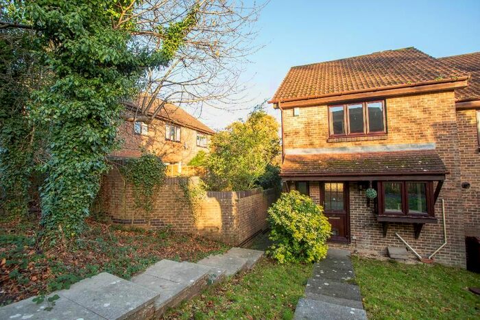 3 Bedroom End Of Terrace House To Rent In Lime Way, Heathfield, East Sussex, TN21