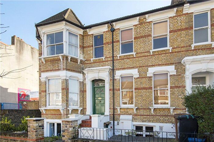 2 Bedroom Terraced House For Sale In Ickburgh Road, Hackney, London, E5