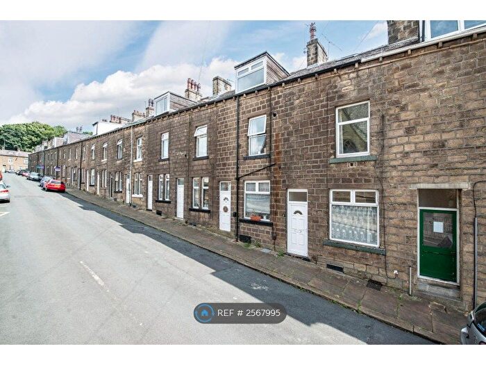 4 Bedroom Terraced House To Rent In Norman Street, Bingley, BD16