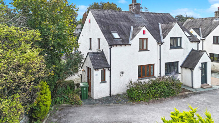 3 Bedroom Semi-Detached House For Sale In Haverflatts Lane, Milnthorpe, LA7