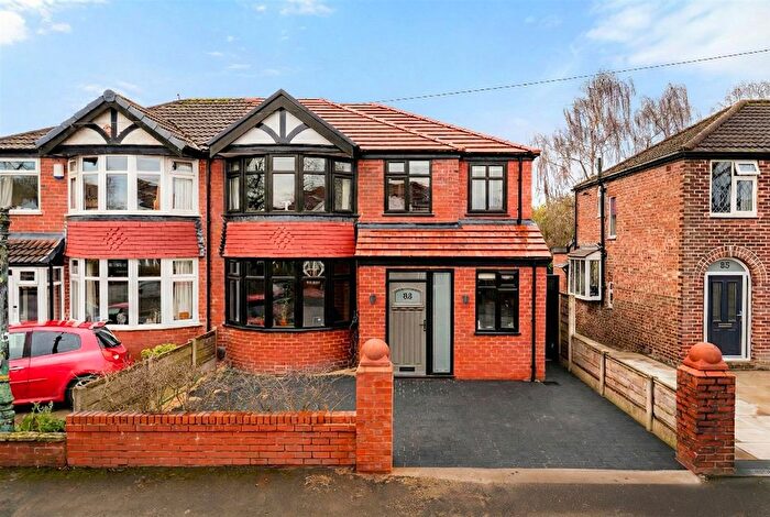 4 Bedroom Semi-Detached House For Sale In Marford Crescent, Sale, M33