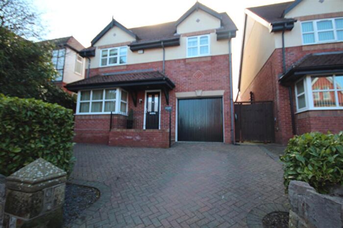 4 Bedroom Detached House For Sale In Rivieres Avenue, Colwyn Bay, LL29