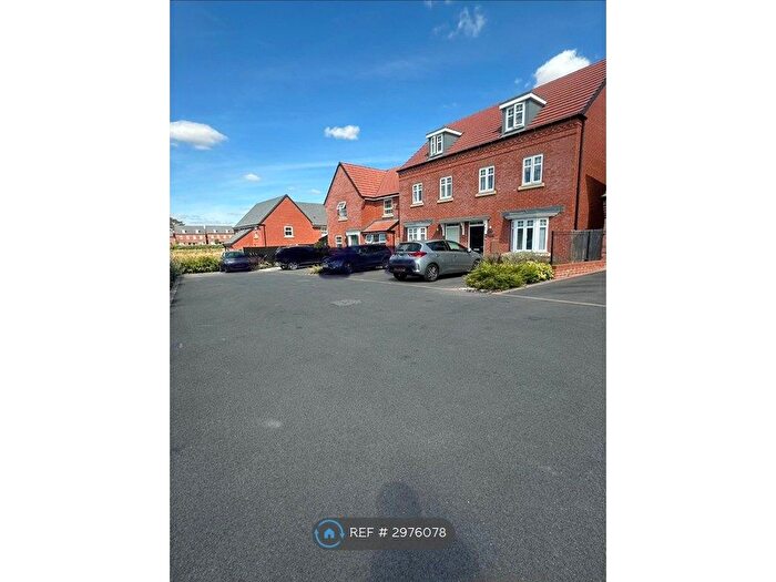 3 Bedroom Semi-Detached House To Rent In Sycamore Road, Market Harborough, LE16