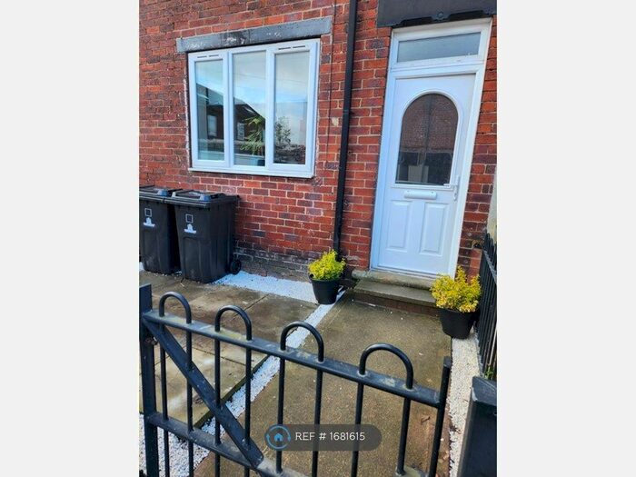 1 Bedroom Flat To Rent In High Street, Barnsley, S72