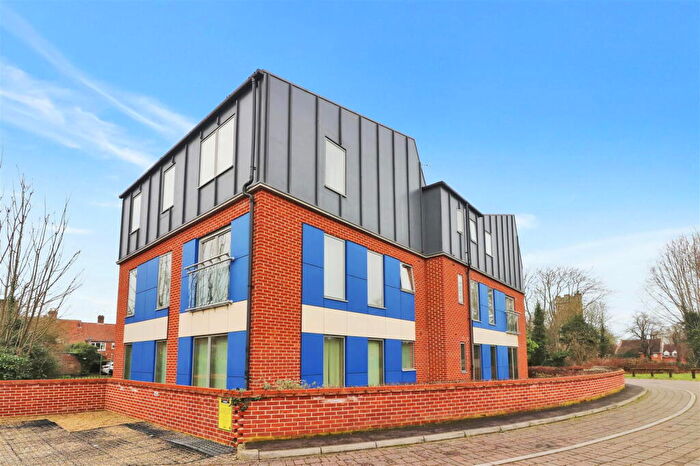 2 Bedroom Semi-Detached House To Rent In Church Close, Norwich, NR2