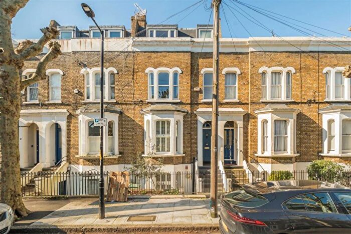 4 Bedroom House For Sale In Sharsted Street, Kennington, SE17
