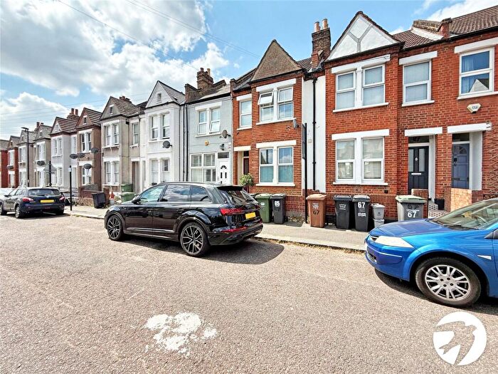 1 Bedroom Flat To Rent In Larkbere Road, London, SE26