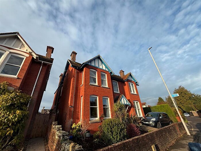 1 Bedroom Flat To Rent In West Borough, Wimborne, BH21