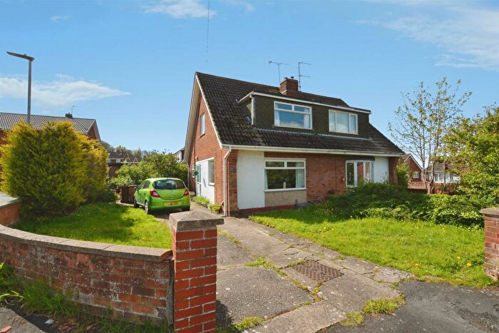 3 Bedroom Semi Detached House For Sale In Horbury Close, Scunthorpe, DN15