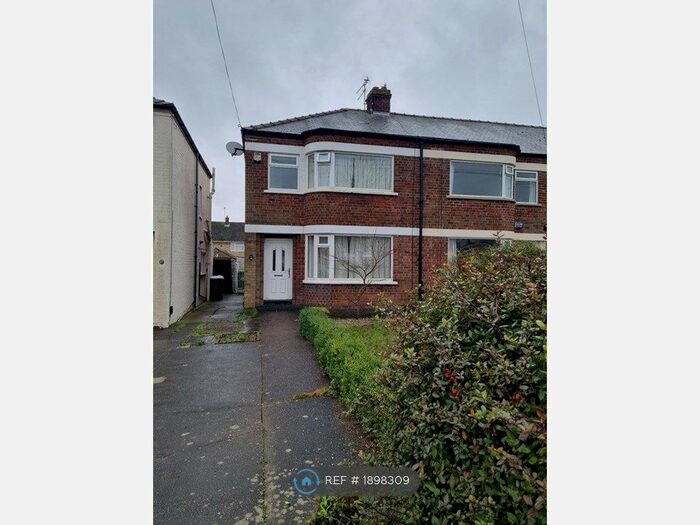 3 Bedroom Semi-Detached House To Rent In Boothferry Road, Hessle, HU13