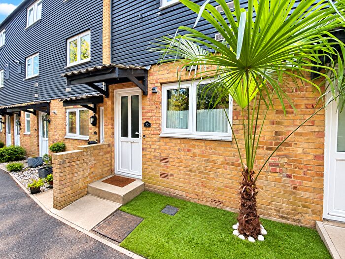 1 Bedroom Maisonette To Rent In Murray Road, Northwood, HA6