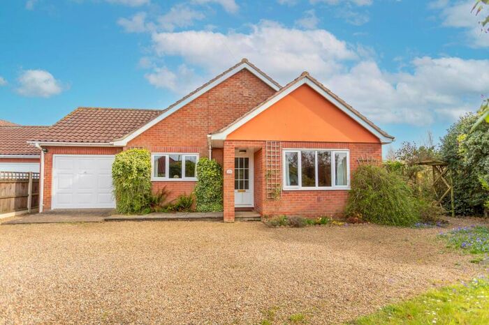 3 Bedroom Detached Bungalow For Sale In Style Loke, Barford, NR9