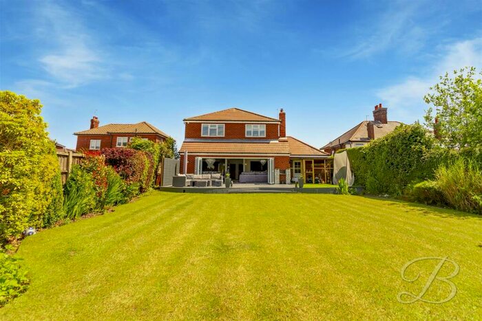 4 Bedroom Detached House To Rent In Derby Road, Kirkby-In-Ashfield, Nottingham, NG17