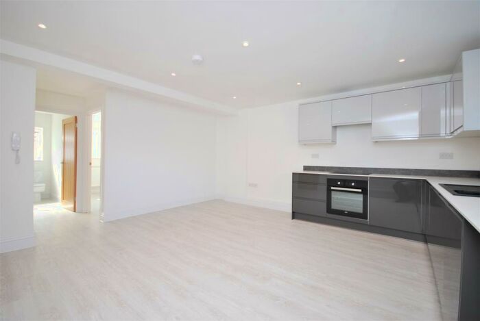 1 Bedroom Flat To Rent In Dog Kennel Hill East Dulwich, SE22