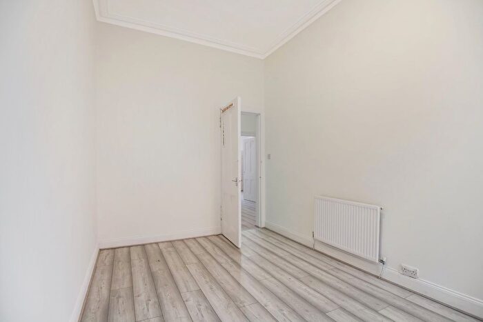 2 Bedroom Flat For Sale In Westmoreland Street, Glasgow, Govanhill, G42