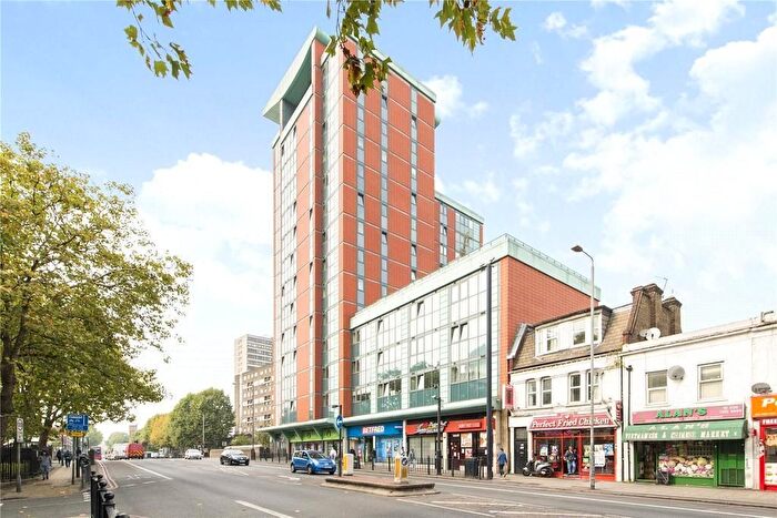 2 Bedroom Flat To Rent In Fusion Building, East India Dock Road, London, E14